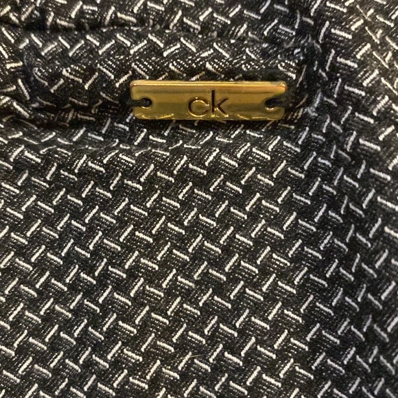 Calvin Klein Cropped pants - Picture 5 of 5